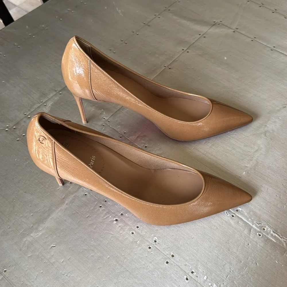 Christian Louboutin sporty Kate beige camel lionne stiletto sz 41